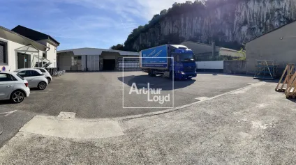 SITE FORT POTENTIEL - VENTE FONTAINE Zone des Vouillands - Offre immobilière - Arthur Loyd