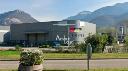 ENTREPÖT EXCEPTIONNEL DE 1760 M² - VOREPPE BORDURE D'AUTOROUTE - Offre immobilière - Arthur Loyd