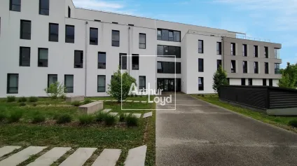 INOVALLIA LOCATION BUREAUX MEYLAN INOVALLEE 292 M² - Offre immobilière - Arthur Loyd