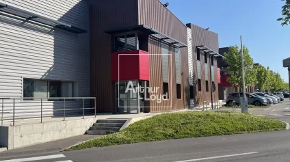 LOCAL MIXTE - 336 m² disponibles - location Domène - Offre immobilière - Arthur Loyd