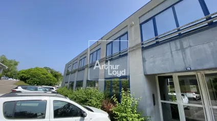 BUREAUX A LOUER 900m² - SECTEUR MAUPRETUIS A MEYLAN - Offre immobilière - Arthur Loyd