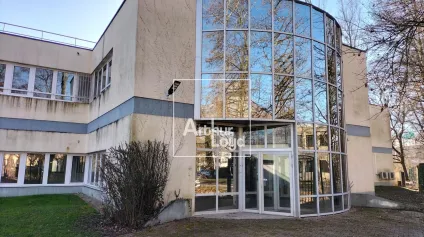 BUREAUX A LOUER MEYLAN INOVALLEE 983m² AVEC PARKING COMPRIS - Offre immobilière - Arthur Loyd