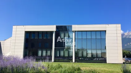LOCATION DE BUREAUX A ECHIROLLES PARC SUD GALAXIE AVEC PARKINGS - Offre immobilière - Arthur Loyd