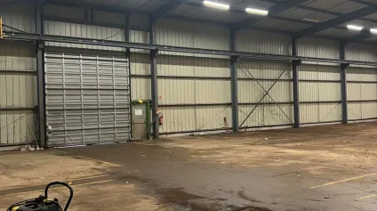 Entrepôts à vendre à TRAPPES 78190 - Offre immobilière - Arthur Loyd