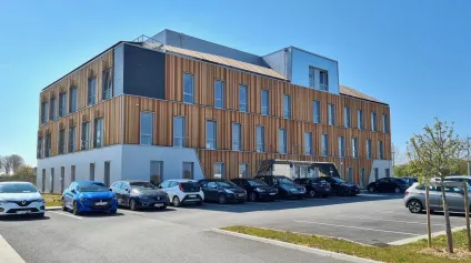 À vendre ou à louer - Bureaux modernes dès 2020 à Amiens Renancourt, dans un cadre verdoyant avec parking privatif - Offre immobilière - Arthur Loyd