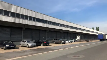 Entrepôts à louer à Aulnay-sous-Bois accès direct Paris-CDG sécurisé - Offre immobilière - Arthur Loyd