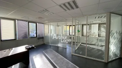 Immeuble à vendre 926 m² - Eybens - Offre immobilière - Arthur Loyd