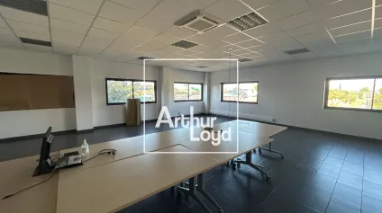 Locaux d'activités - A Vendre - PAE BEZIERS OUEST - Offre immobilière - Arthur Loyd