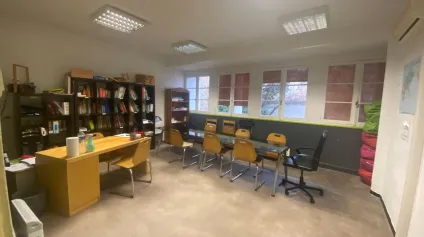 BUREAUX A LOUER 157m² PROCHE GARE SALON DE PROVENCE - Offre immobilière - Arthur Loyd