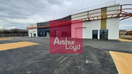 CLERMONT-FERRAND ZONE DES GRAVANCHES A LOUER LOCAL ACTIVITE 172M² - PROGRAMME NEUF - - Offre immobilière - Arthur Loyd