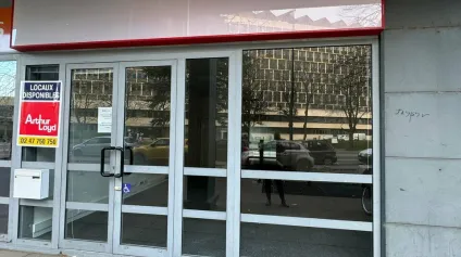 TOURS HYPER CENTRE LOCAL COMMERCIAL A LOUER 66 M² - QUARTIER GARE - Offre immobilière - Arthur Loyd