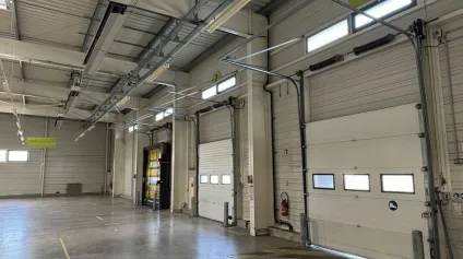 JOUE LES TOURS LOCAL D'ACTIVITES A LOUER 1670 M² FONCIER 5589 M² - Offre immobilière - Arthur Loyd