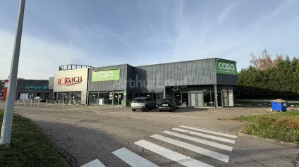 LOCAL COMMERCIAL à LOUER de 1005 m² - Offre immobilière - Arthur Loyd