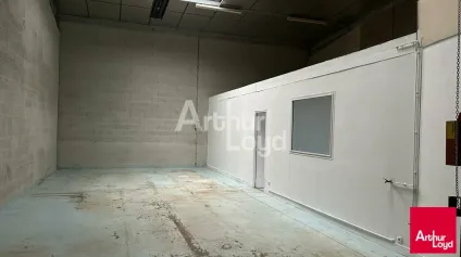 BLOIS - LOCATION LOCAL D'ACTIVITÉ DE 130 M² - VILLAGE D'ENTREPRISES - Offre immobilière - Arthur Loyd