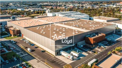 ENTREPÔTS AVEC BUREAUX À LOUER - HAUT DE GAMME - TOULOUSE CANCEROPÔLE - Offre immobilière - Arthur Loyd