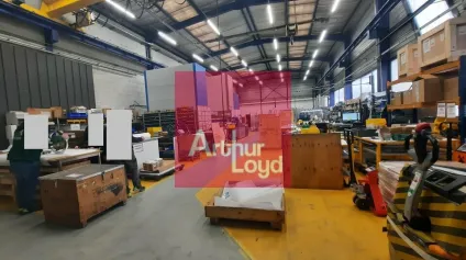 RIOM A VENDRE LOCAL ACTIVITE 1532 M² - PARCELLE 5000 M² - 1 PONT ROULANT - Offre immobilière - Arthur Loyd