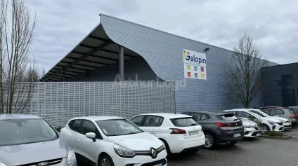 LOCAL D'ACTIVITE - ENTREPOT à LOUER de 1581 m² - Offre immobilière - Arthur Loyd