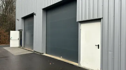 LOCAL D'ACTIVITE - ENTREPOT à LOUER de 173 m² - Offre immobilière - Arthur Loyd