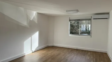 SAINT-AVERTIN BUREAUX A LOUER 91 M² 3 PARKINGS REFAIT - Offre immobilière - Arthur Loyd