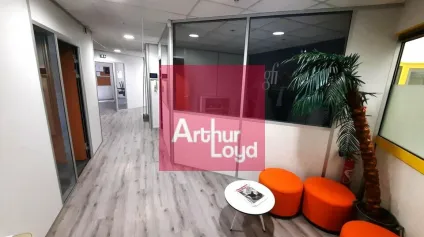  AUBIERE LA PARDIEU A LOUER BUREAUX 280 M² - ETAGE - Offre immobilière - Arthur Loyd