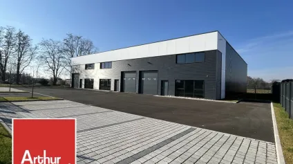 LOCAL D'ACTIVITE - ENTREPOT à LOUER de 784 m² - Offre immobilière - Arthur Loyd