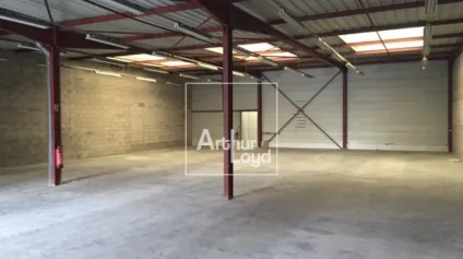 BONDOUFLE ENTREPOT A LOUER - Offre immobilière - Arthur Loyd