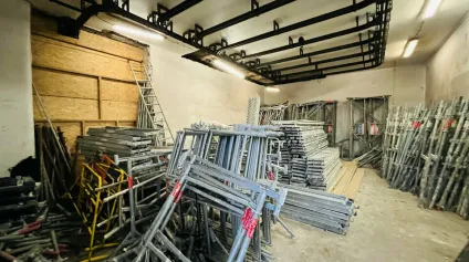 NOUVEAUTÉ - A LOUER ENTREPÔT DE 80 m2 + 40 m2 DE QUAI COUVERT - ZONE INDUSTRIELLE ET PORTUAIRE DU HAVRE - Offre immobilière - Arthur Loyd