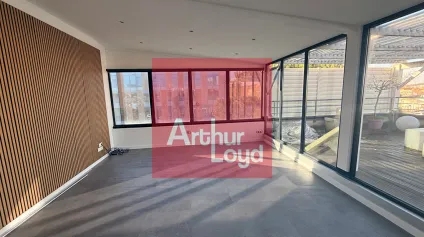 Bureaux contemporains avec grande terrasse Environnement tertiaire performant et valorisant - Offre immobilière - Arthur Loyd