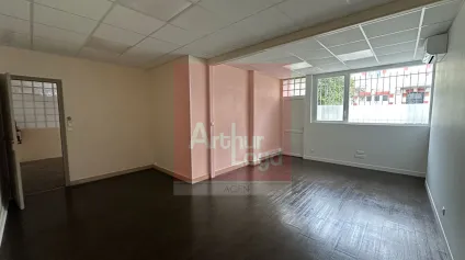 À Louer : Local professionnel idéalement situé à Agen - Offre immobilière - Arthur Loyd