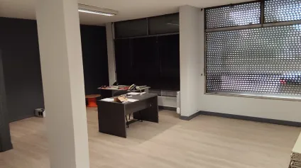 A LOUER - Secteur prisé de SAINTE-CLAIRE - LIMOGES - Bureaux 89 m² avec parking - Offre immobilière - Arthur Loyd