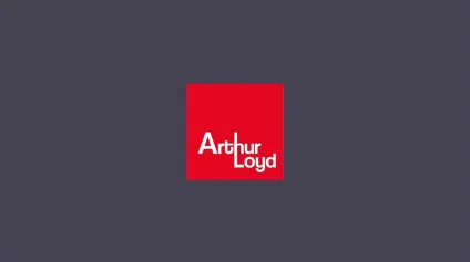 LOCAL COMMERCIAL - 400 M2 - A LOUER - SENLIS - Offre immobilière - Arthur Loyd