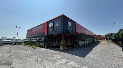 Local commercial à vendre à Bruay-la-Buissière emplacement stratégique Porte NordDisponible à la location - Offre immobilière - Arthur Loyd