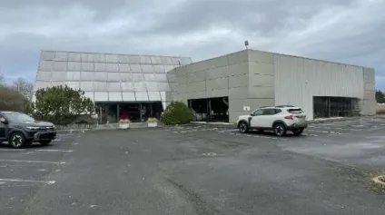 Au sud de Reims près de l'A4 - à louer - cellule commerciale d'une superficie totale d'environ 1&nbsp;700m2 dont 1&nbsp;300m2 de surface de vente - Disponible en juin 2026 - Offre immobilière - Arthur Loyd