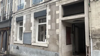 Bureaux commerciaux à louer 75 m2 Orleans rue bannier - Offre immobilière - Arthur Loyd