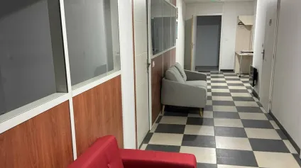 TOURS SUD JOUE-LES-TOURS - A VENDRE BATIMENT DE 1&nbsp;125 M² AVEC TERRAIN DE 2&nbsp;398 M² - IDEAL OCCUPANT INVESTISSEUR - Offre immobilière - Arthur Loyd