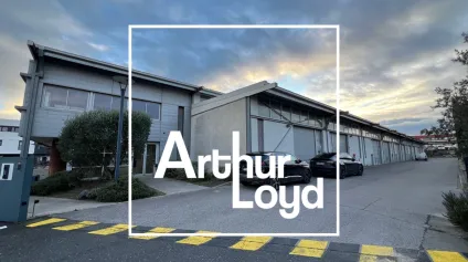 BUREAUX A LOUER DE 51 M2 - CASTRIES - Offre immobilière - Arthur Loyd