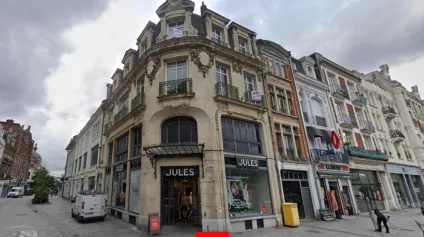 Local commercial à louer à Douai emplacement premium grande visibilité - Offre immobilière - Arthur Loyd