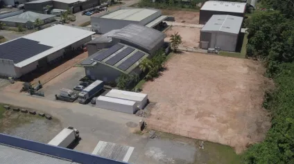 A LOUER Emplacements pour Containers - Offre immobilière - Arthur Loyd