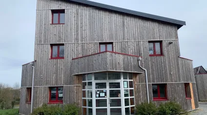 Location de bureaux à Bouguenais proche périphérique dans bâtiment moderne - Offre immobilière - Arthur Loyd