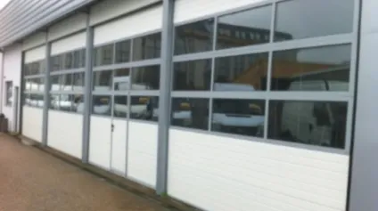 À LOUER : Bâtiment d'environ 700 m² à MABLY (proximité directe RN7 et échangeur A89) - Offre immobilière - Arthur Loyd