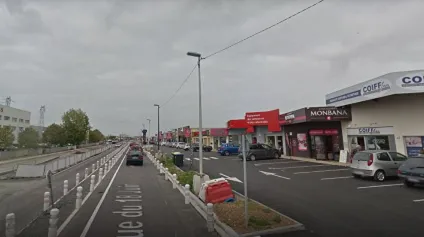 A louer LOCAL COMMERCIAL - Puilboreau - 230 m² - Offre immobilière - Arthur Loyd