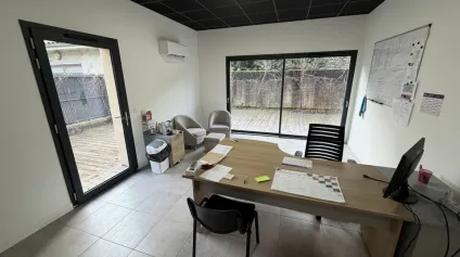 A LOUER - VALENCE - LOCAL NEUF - Offre immobilière - Arthur Loyd