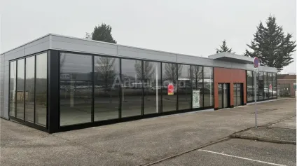 LOCAL COMMERCIAL à LOUER de 660 m² - Offre immobilière - Arthur Loyd