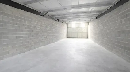 local d'activité à louer - 140m² - BRECH - Offre immobilière - Arthur Loyd