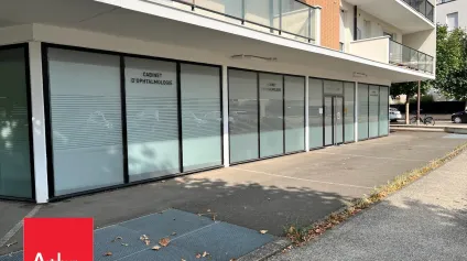 Local commercial à louer à LUCE 28110 - Offre immobilière - Arthur Loyd