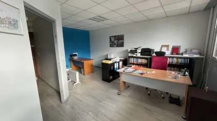 Bureaux à louer à Nantes avec vue Loire et parking couvert - Offre immobilière - Arthur Loyd