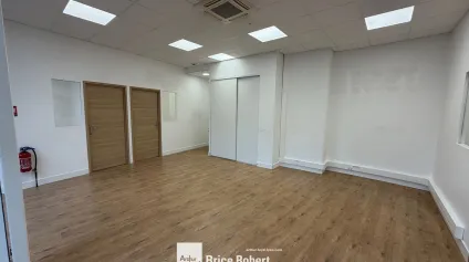 A louer - Commerce en angle de rue - Lyon 3ème Préfecture - Offre immobilière - Arthur Loyd