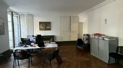 BUREAUX vente à BRIVE LA GAILLARDE 19100 - Offre immobilière - Arthur Loyd