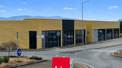 Local d'activité de 167 m2 à louer au sud de Villefranche sur Saône - Offre immobilière - Arthur Loyd