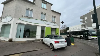 Location local commercial - Nantes Dervallières- Zola 44100 - Offre immobilière - Arthur Loyd